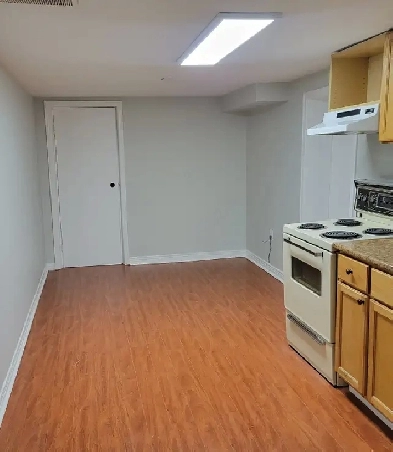 1 BEDROOM APT UTILITIES INCLUDED Move in Jan 1, 2026 Image# 4