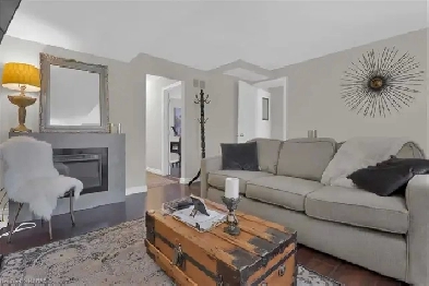 Furnished 2-bedroom apartment downtown Kingston near Queen's Image# 9