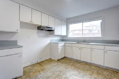 Beau 3 1/2 à Ste-Thérèse - internet inclus - libre maintenant Image# 4