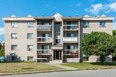 Logement à louer à Terrebonne 4 ½ rénové libre 2e étage 1170$ Image# 3