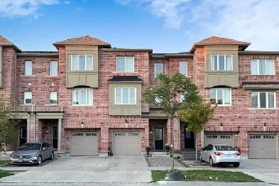 3BR TOWNHOUSE FOR RENT IN SCARBOROUGH DANFORTH/EGLINTON Image# 8