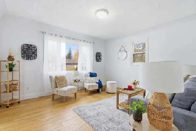 ✨ Spacious & Bright 3-Bedroom Home for Rent – Available January Image# 9