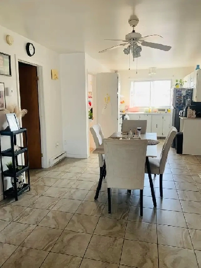 Beau logement 4 et demi St-Hyacinthe face aux Galeries Image# 1