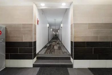 Take Over Lease – Newly Renovated Studio (2 ½) – 1 month FREE Image# 4