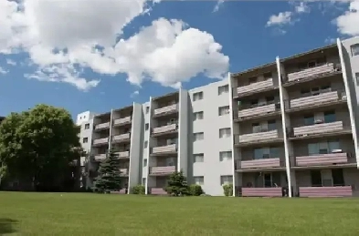 Downtown 2-bedroom apartment all utilities included Image# 6