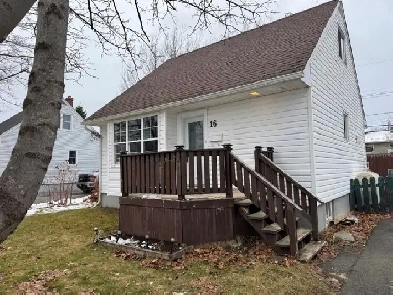 16 Bowes St, Gander Image# 4