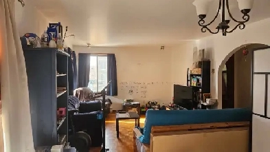 TRS TRS GRAND 6 12  louer  Laval