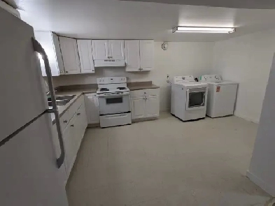 Very Spacious 3 Bedroom apartment for rent in Petawawa Image# 2