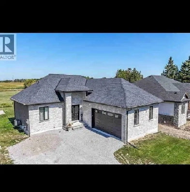 Four bedroom three bathroom house for rent Image# 3