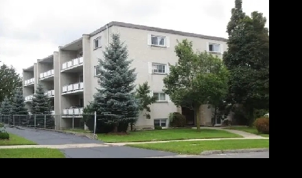 Balconies Spacious 2-Beds Apt in Rosemount $1999 All-Inclusive Image# 8