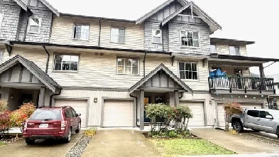 98 9525 204 St 4 bdrm 2 bath Townhouse in Walnut Grove, Langley Image# 4