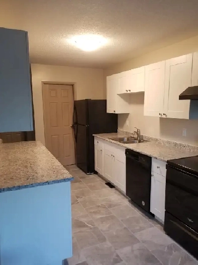 2 Bedroom Condo East Hill Prince Albert. Call: 306-960-5282 Image# 4