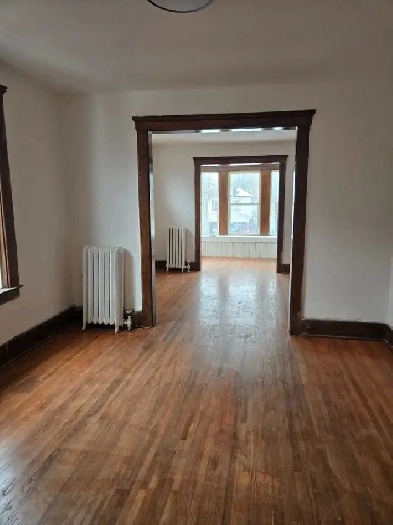 House for rent 218 Cameron Ave Image# 1