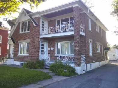 Magnifique chambre étudiant ITA/ Cégep Image# 1