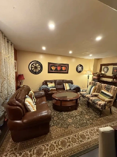 ROOM FOR RENT Image# 5