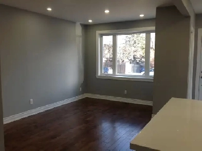 2 Bedroom Upper Beach Apartment for rent Image# 7