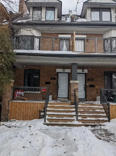 FULLY FURNISHED ROOMS IN DOWNTOWN  www.torontofurnishedrooms.com Image# 5