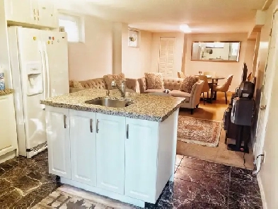 1 1 Bedroom walkout basement - Thornhill Image# 9