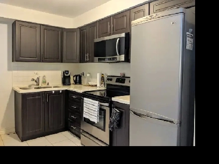 A bright nice Unit at Weston & Sheppard Ave West Image# 4