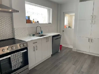 Furnished Crescent Heights Home (Single Family) Image# 2