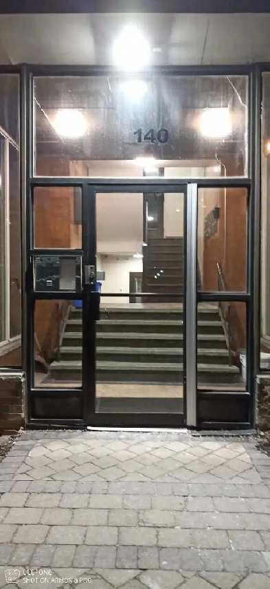 Pape and Cosburn Large One Bedroom Apartment Image# 3