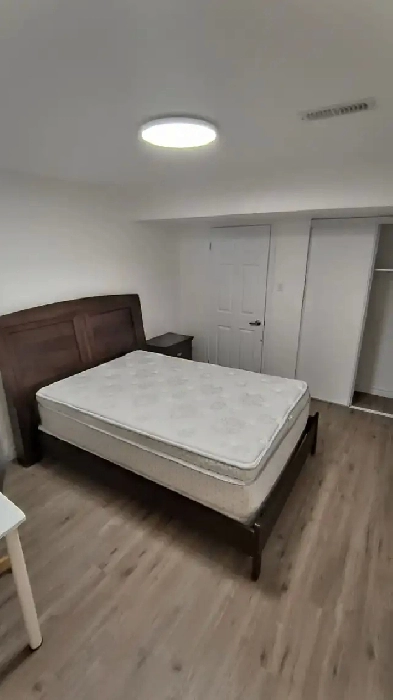 Bedroom with private washroom, Richmond Hill, Female only , $899 Image# 3