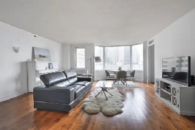 Beautiful 1 bedroom condo in downtown Montreal (all included) Image# 10