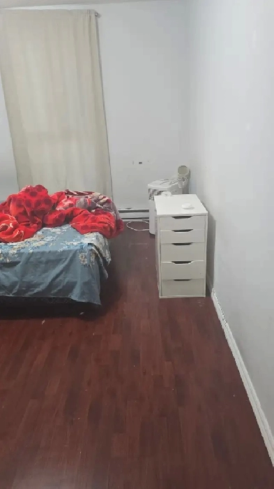 Affordable, spacious, clean, private room for rent 700$ Image# 4