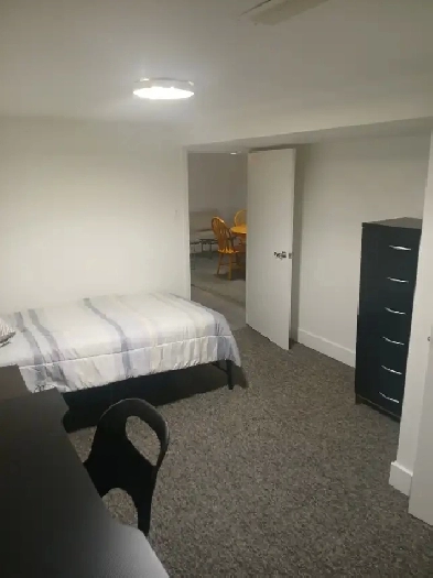 Freshly renovated room for rent. Image# 6