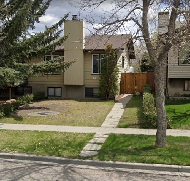 3 Rooms Dinning & Living  2 Car Park: NW Berkley gate,Beddington Image# 7