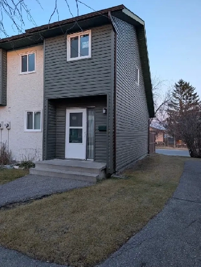 3-Bedroom Townhouse for Rent Image# 7