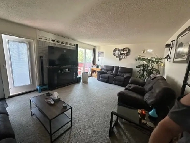 Nice 3 Bedroom Condo for rent - Redwater Image# 10