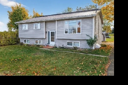 Shediac - Solar Panels - Fast Car Charger - JUST REDICED !! Image# 5