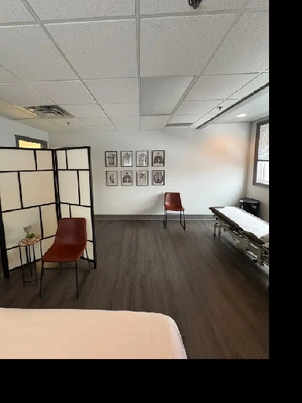 Professional Treatment Room for Rent – Burlington (Millcroft) Image# 1