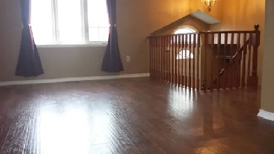 BEAUTIFUL 3 BDRM HOME AT MAPLEVIEW AND STUNDEN Image# 7