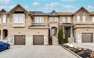 Freehold Executive Townhouse for Sale in Vaughan Image# 3