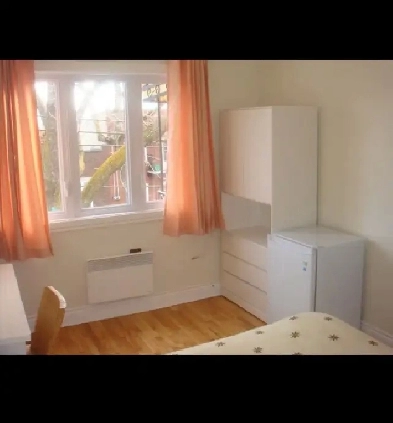 Room for rent Image# 2