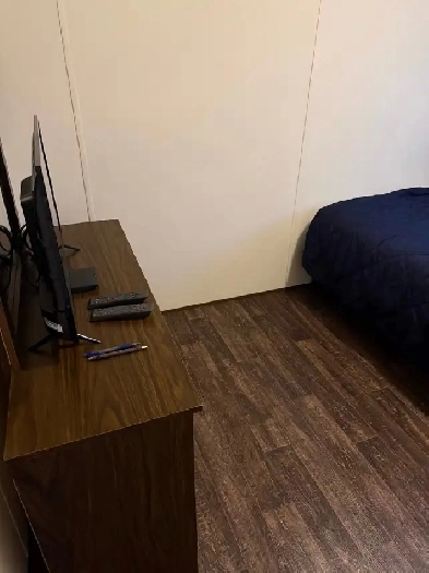 room for rent Image# 2