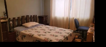 chambre a louer pour Femme tout inclus près du métro sauvé Image# 5