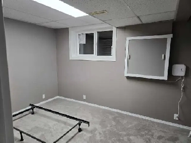 Basement Room and Floor for Rent - Signal Hill Image# 8