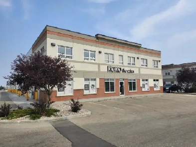 1,800 SF Retail / Medical / Turn-Key Salon Space for Lease Image# 4