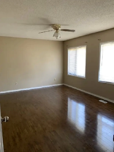 Master Bedroom for Rent - Brampton Area Image# 8