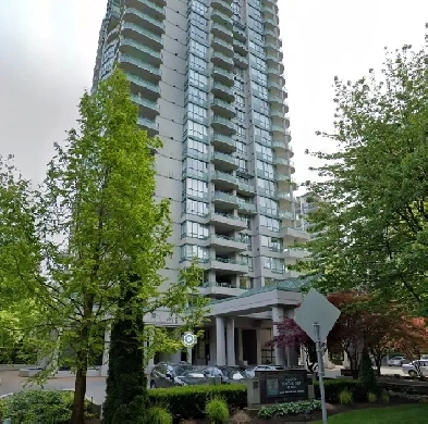 Spacious 2-Bedroom Living by Central Park! Image# 4