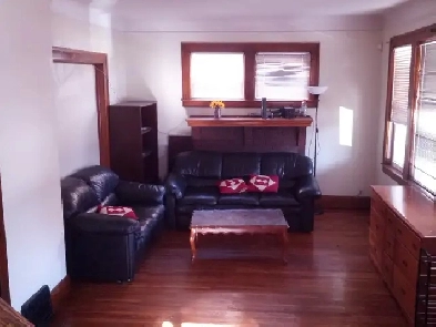 student rooms for rent Image# 1