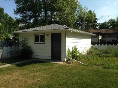 SINGLE DETACHED GARAGE   DRIVEWAY FOR PARKING/STORAGE - OGDEN Image# 2