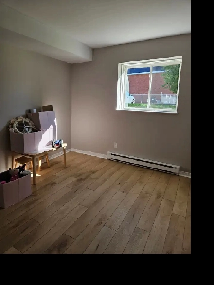 4 1/2 disponible. Immeuble pour 50  . Autonome, élévateur. Image# 7