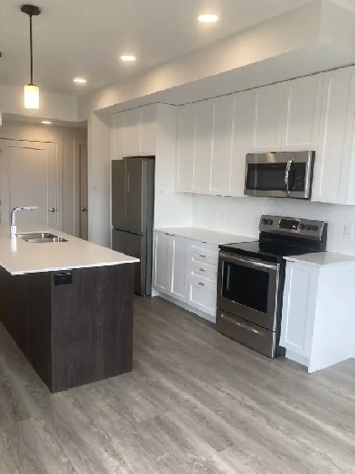 125 Millbrook Avenue - Two Bedroom   Den - Type B Apartment for Image# 10