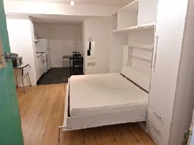 Superbe studio idéalement situé Image# 1