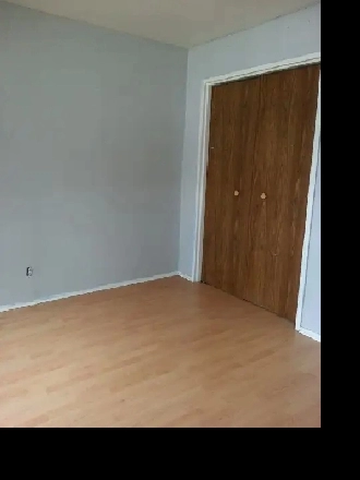 Beau 4 1/2 secteur tranquille Image# 6