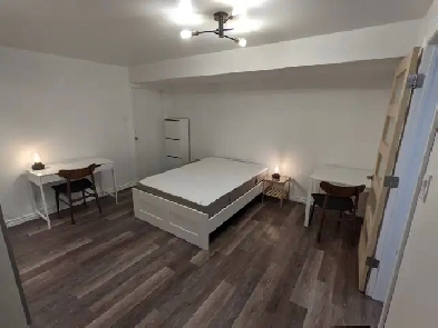 Davenport Junior One Bedroom Available Now Image# 15